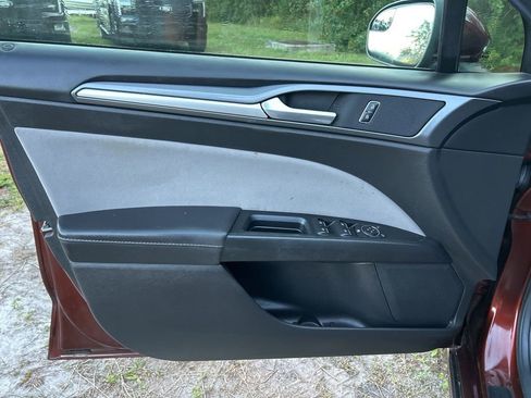 Used 2016 Ford Fusion S w/ Equipment Group 101A image 16