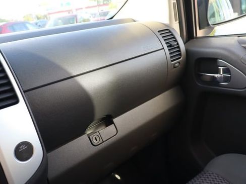 Used 2013 Nissan Frontier SV w/ SV Value Truck Pkg image 26