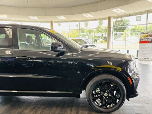 Used 2025 Dodge Durango GT AWD/4WD image 5