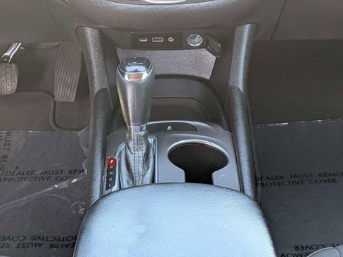 Used 2020 Chevrolet Malibu LS image 18