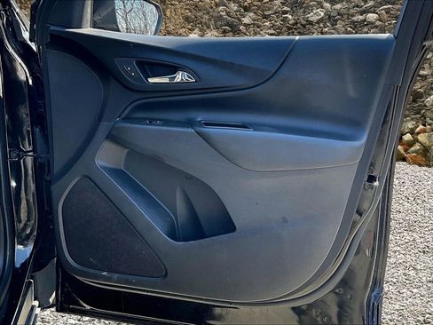 Used 2021 Chevrolet Equinox LT w/ LPO, Floor Liner Package image 22