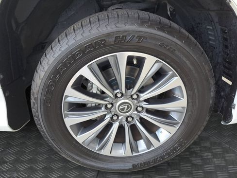 Used 2023 Lexus GX 460 Premium AWD/4WD image 21