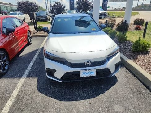 Used 2023 Honda Civic Sport image 17