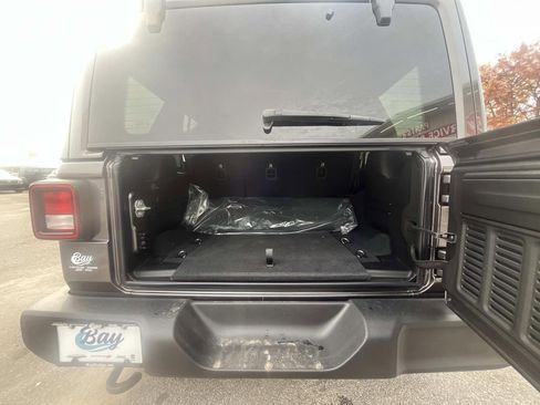 New 2026 Jeep Wrangler Unlimited Sport AWD/4WD image 12