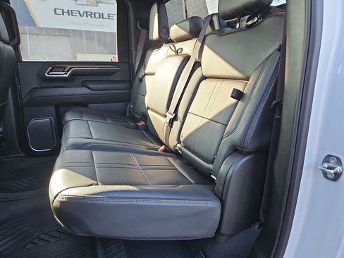 Used 2024 Chevrolet Silverado 3500 High Country w/ Technology Package image 26