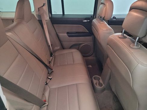 Used 2015 Jeep Patriot High Altitude image 19