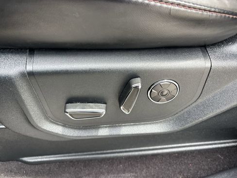 Used 2019 Ford F150 Platinum RWD image 18