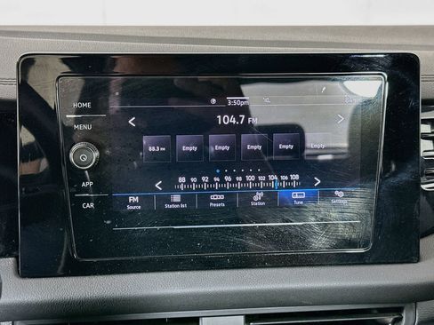 Used 2025 Volkswagen Jetta Sport FWD image 21
