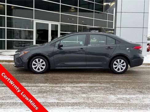 Used 2024 Toyota Corolla LE image 6