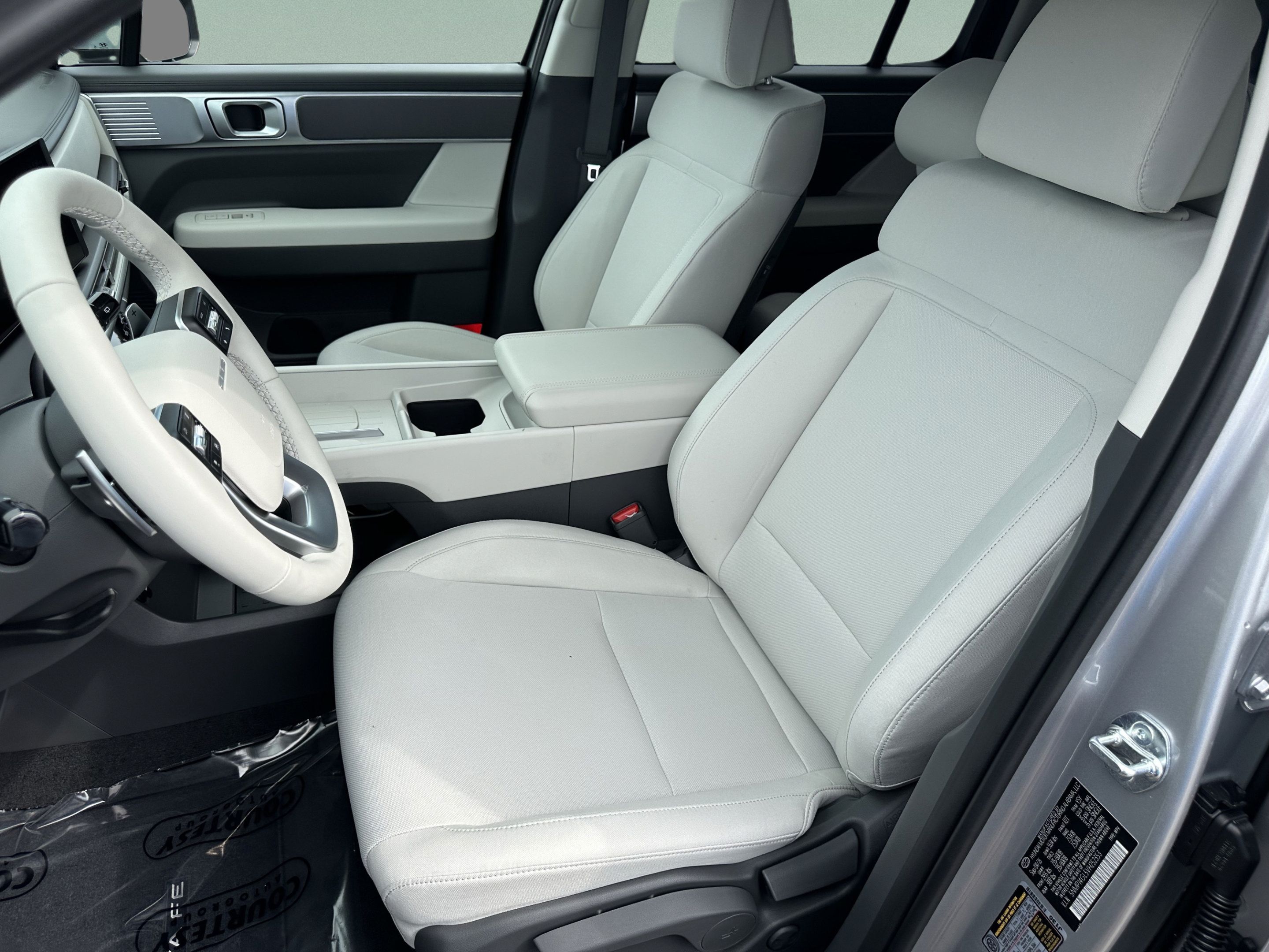 New 2027 Hyundai Santa Fe SE FWD image 17