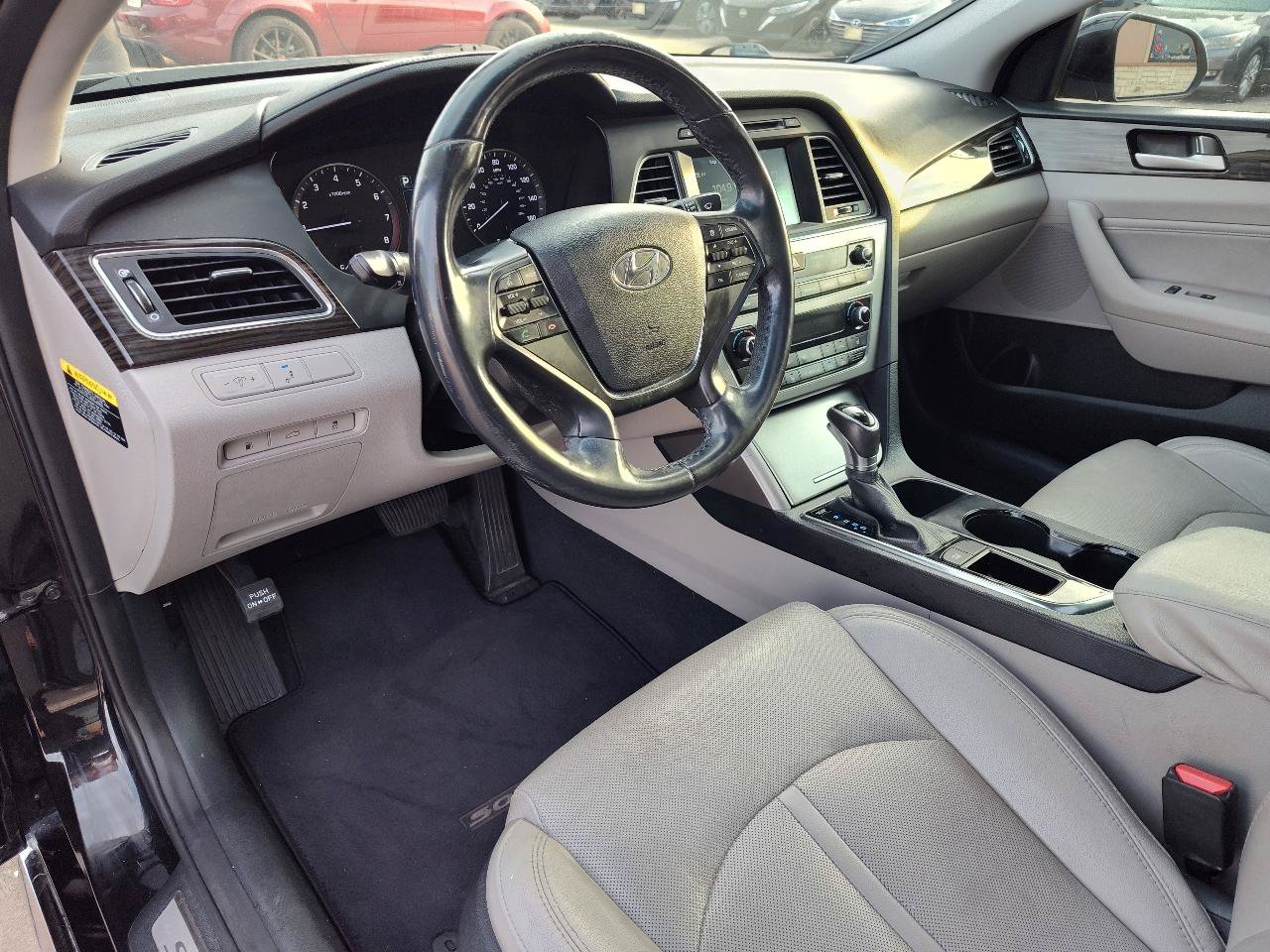 Used 2017 Hyundai Sonata Limited FWD image 13