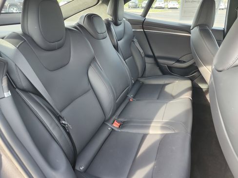 Used 2022 Tesla Model S AWD/4WD image 21