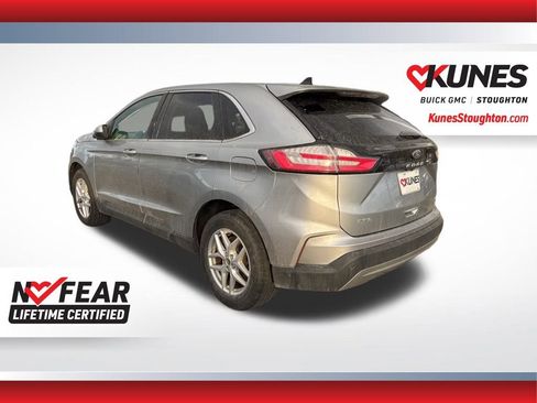 Used 2024 Ford Edge SEL image 9