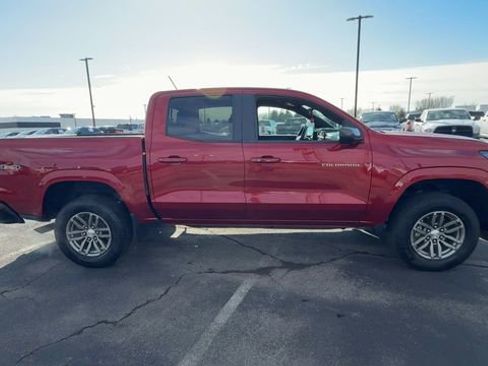 Used 2023 Chevrolet Colorado LT w/ LT Convenience Package image 9