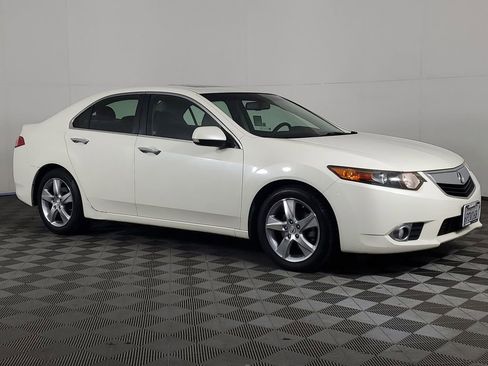 Used 2011 Acura TSX 2.4 image 2