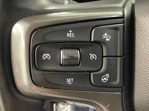 Used 2023 Chevrolet Suburban RST w/ Luxury Package AWD/4WD image 17