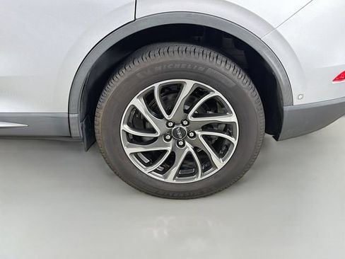 Used 2020 Lincoln Corsair FWD image 37