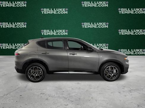 Used 2024 Alfa Romeo Tonale Ti image 4