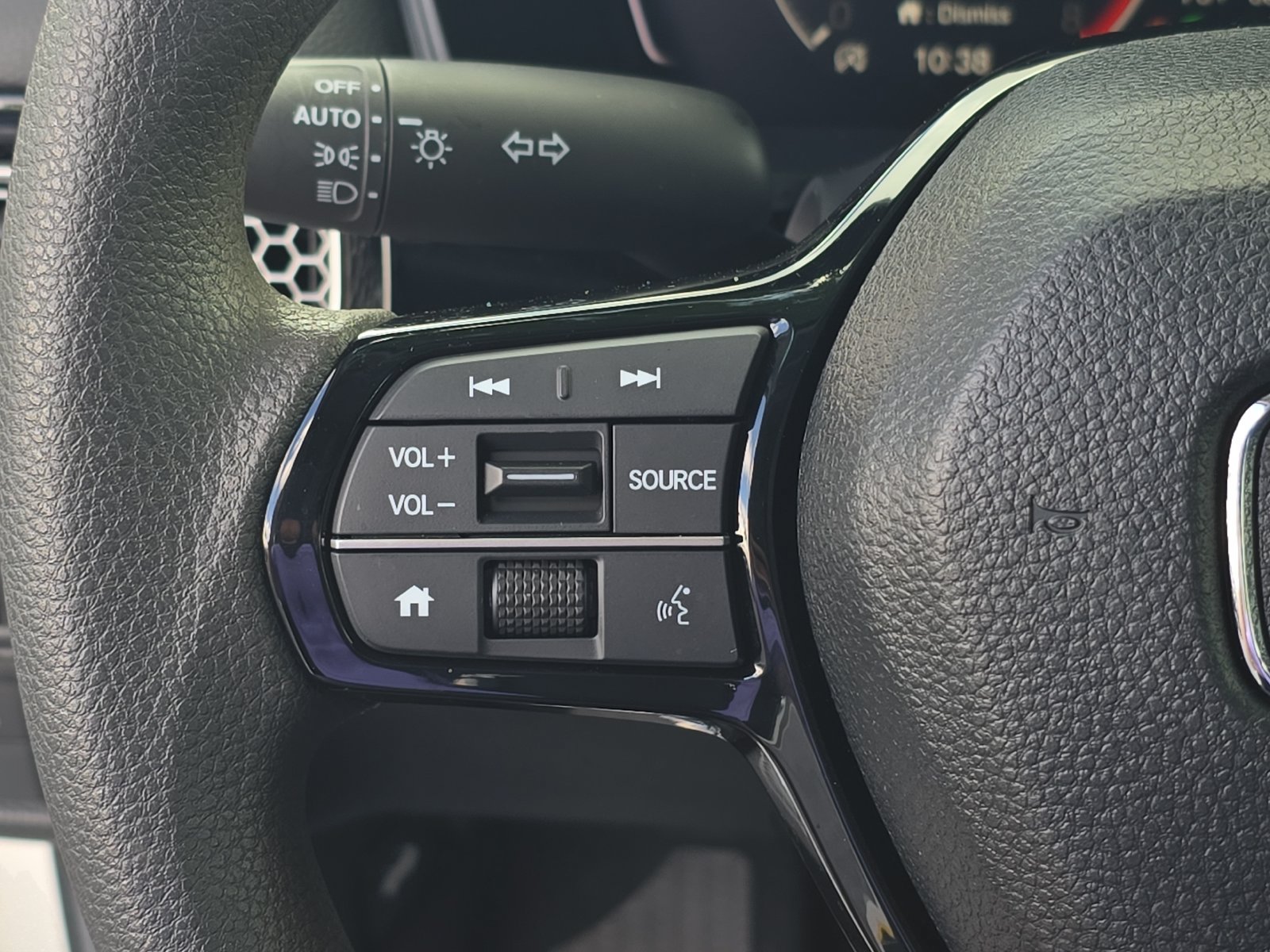 Used 2025 Honda Civic LX image 21