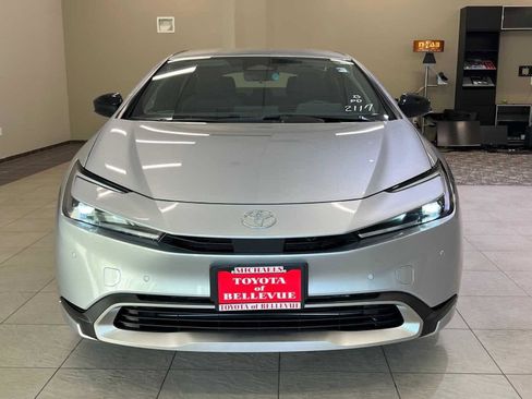 New 2026 Toyota Prius Plug-In Hybrid image 8