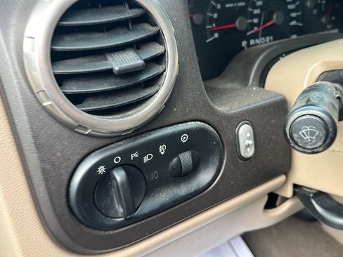 Used 2003 Ford Expedition Eddie Bauer image 12