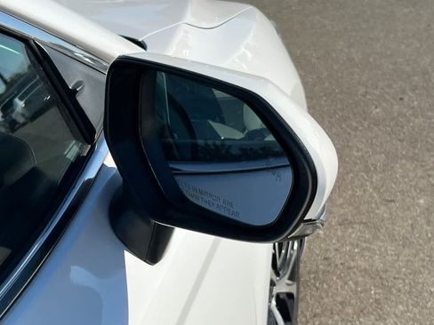 Used 2019 Toyota Camry SE w/ Audio Package FWD image 19