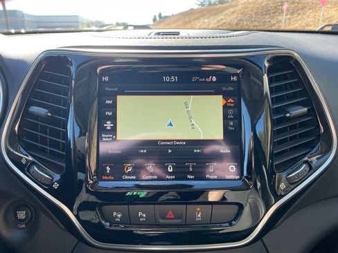 Used 2021 Jeep Cherokee Limited w/ Elite Package image 16