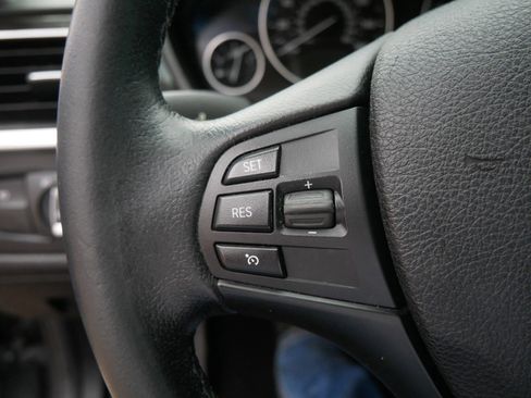 Used 2016 BMW 320i xDrive Sedan image 26