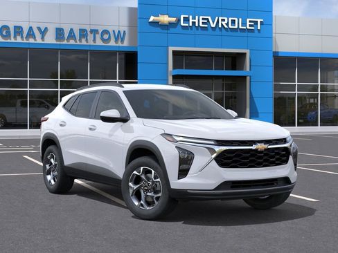 New 2026 Chevrolet Trax LT FWD image 7