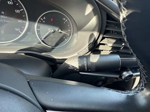 Used 2025 MAZDA MAZDA3 s image 36