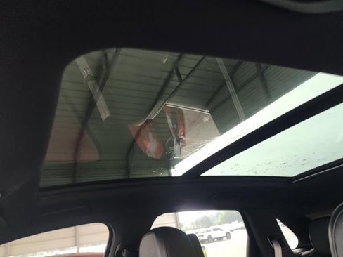 Used 2023 Porsche Cayenne Platinum Edition AWD/4WD image 10