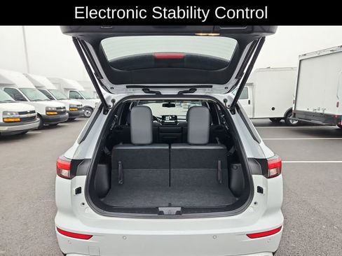 Used 2023 Mitsubishi Outlander SE image 31