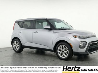 Used 2025 Kia Soul LX w/ LX Technology Package