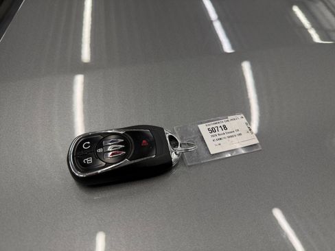 Used 2024 Buick Encore GX Avenir image 29