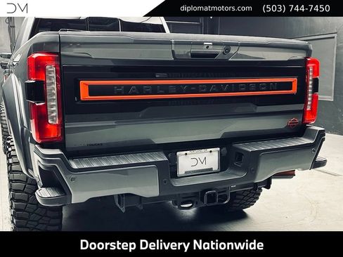 Used 2024 Ford F250 Lariat w/ Lariat Ultimate Package AWD/4WD image 16