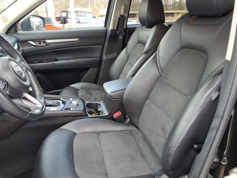 Used 2021 MAZDA CX-5 Touring image 4