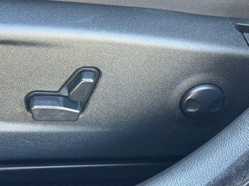 Certified 2023 Dodge Charger GT image 11