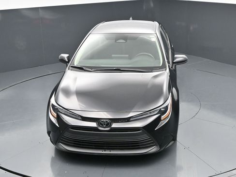 Used 2024 Toyota Corolla LE image 35