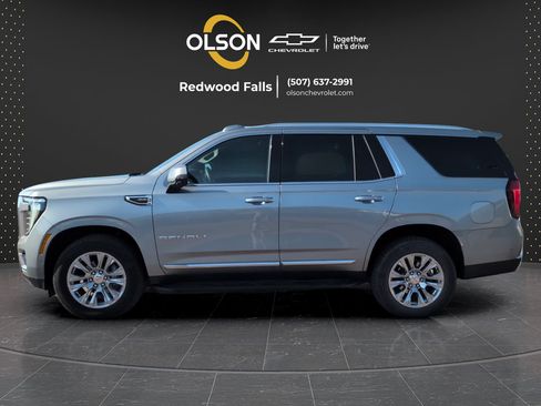 Used 2025 GMC Yukon Denali AWD/4WD image 2