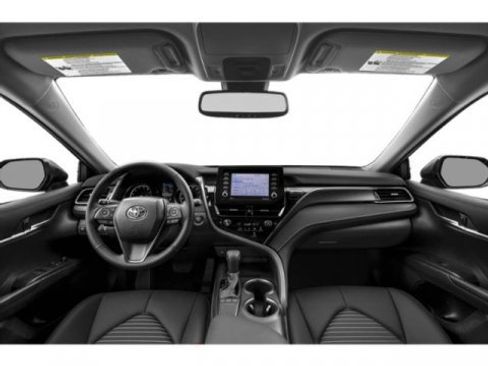 Used 2023 Toyota Camry SE w/ Cold Weather Package image 8