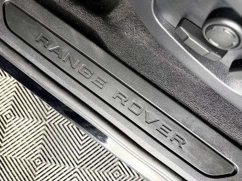 Used 2020 Land Rover Range Rover Evoque SE AWD/4WD image 35