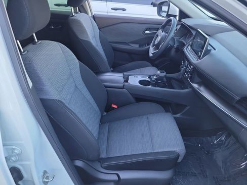 Certified 2023 Nissan Rogue SV image 17