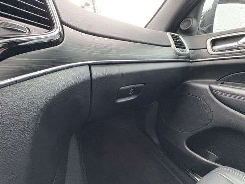 Used 2022 Jeep Grand Cherokee Limited image 10