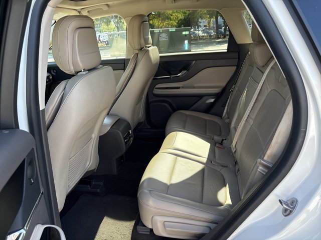 Used 2020 Lincoln Corsair Reserve w/ Appearance Package FWD image 13