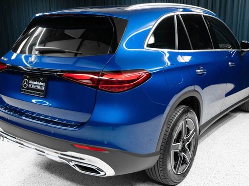 New 2026 Mercedes-Benz GLC 300 image 5