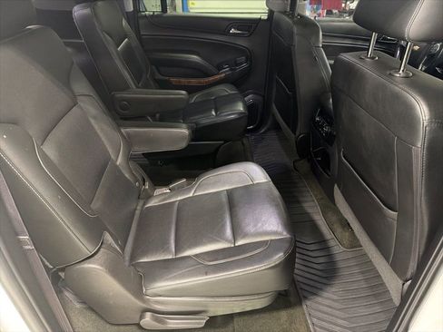 Used 2017 Chevrolet Suburban Premier AWD/4WD image 11