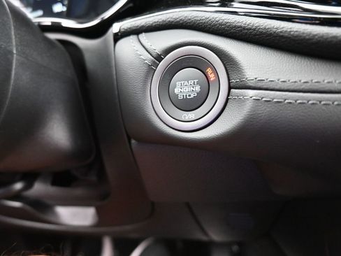 Used 2024 Dodge Durango SXT w/ 3rd Row Seating Group image 42