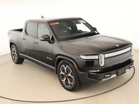Used 2023 Rivian R1T Adventure image 34