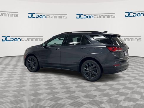 Used 2022 Chevrolet Equinox RS image 6