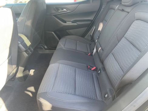 Used 2025 Chevrolet Equinox LT image 24